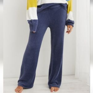 NWT Aerie Flurry Sweater Pant Size M Blue